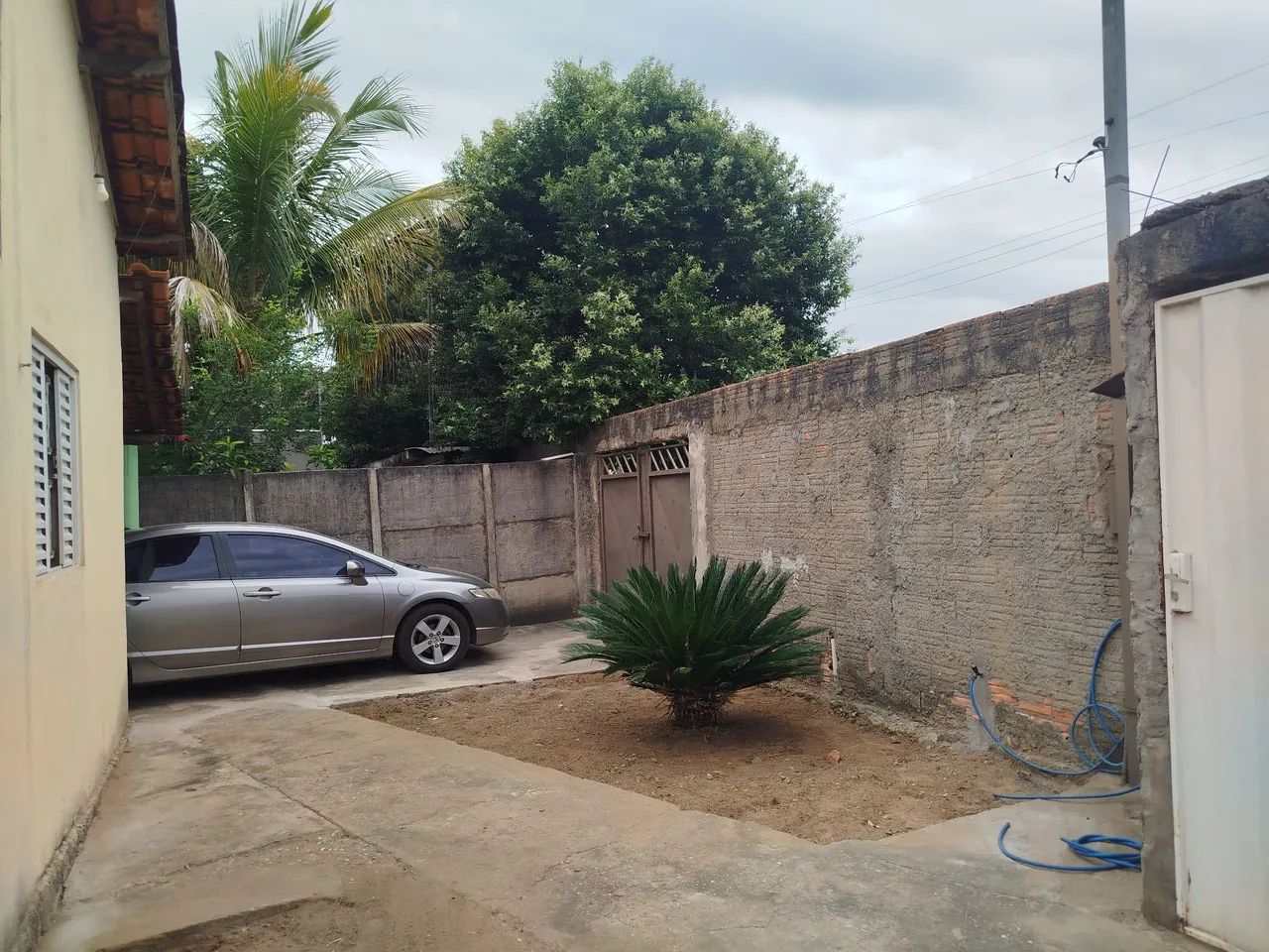 Casa a venda 2/4