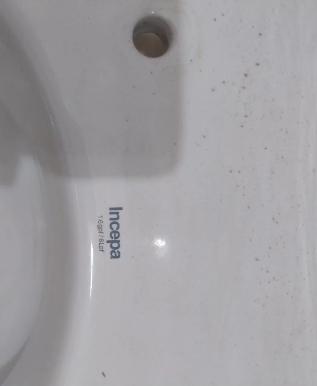 Vendo caixa acoplada, 150, reais 