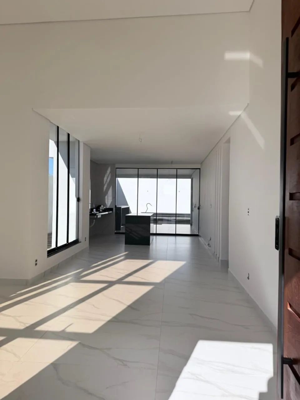 Linda Casa no Residencial Montserrat  - Foto 2