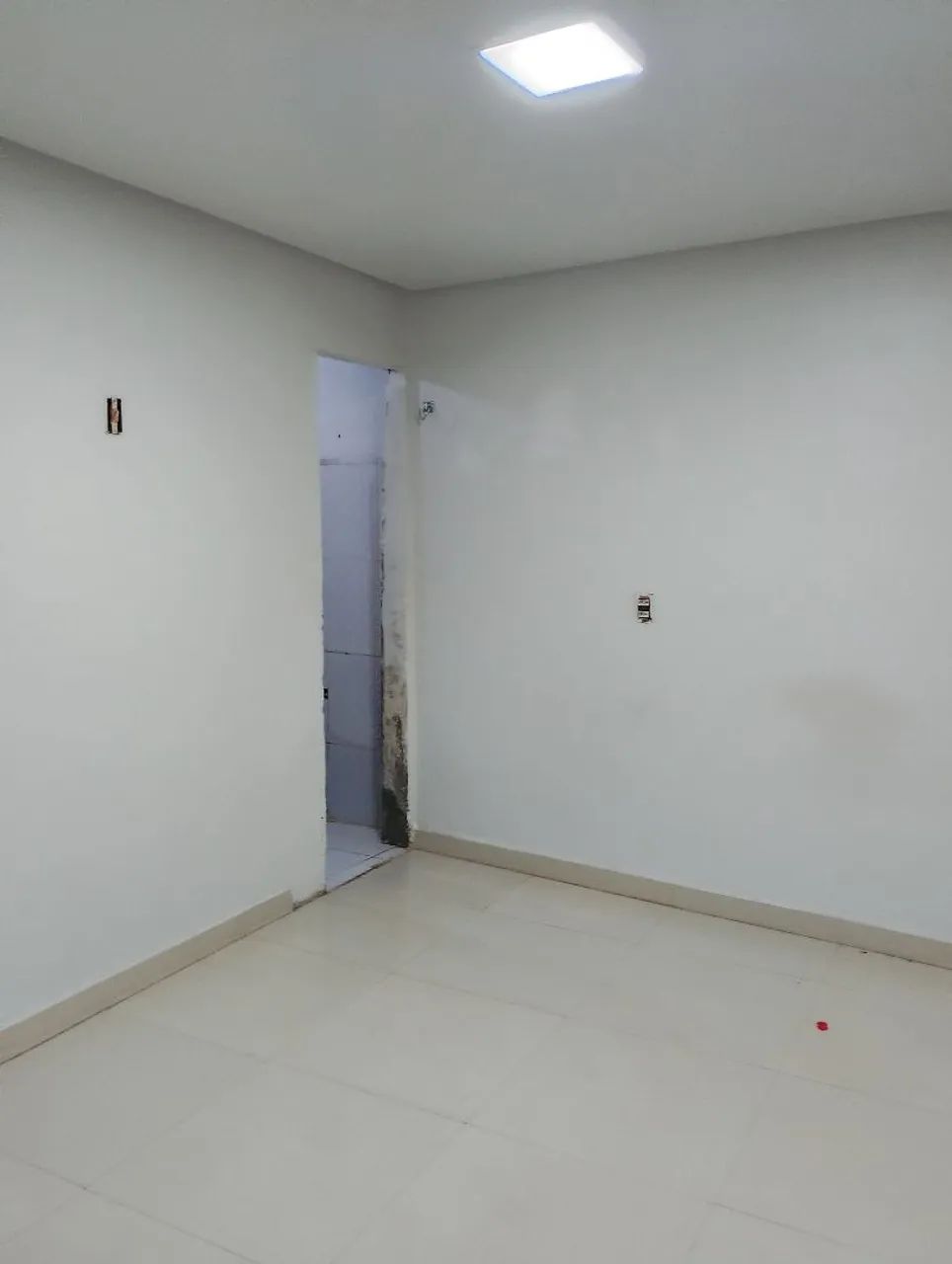 Aluguel de 1 casa 900$