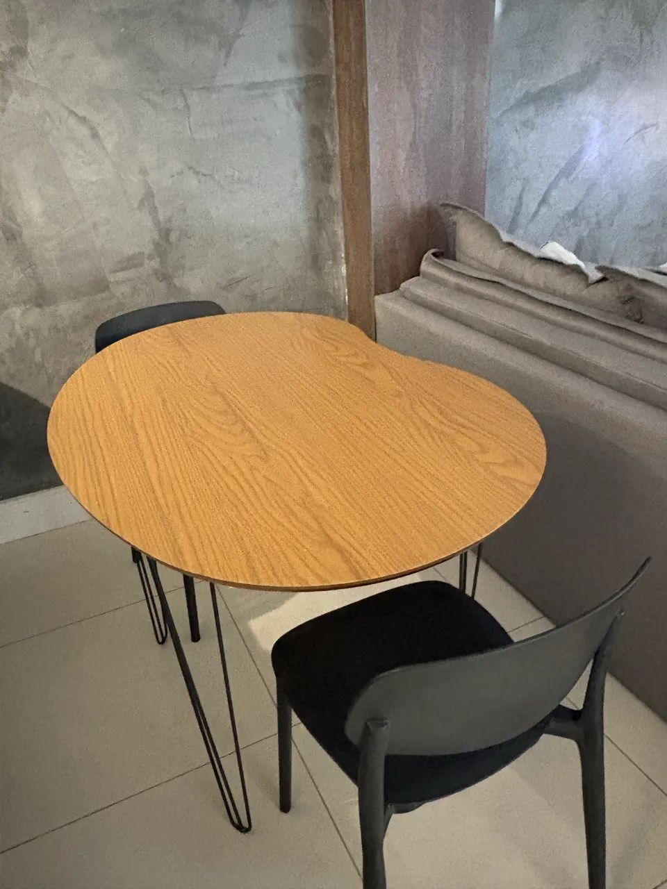Conjunto mesa e cadeiras  - Foto 4