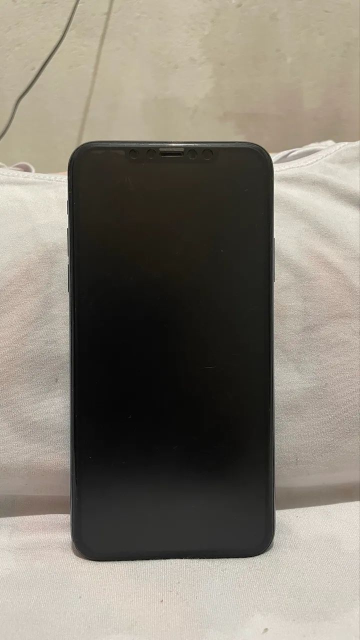 iPhone 11 Pro Max - Foto 2