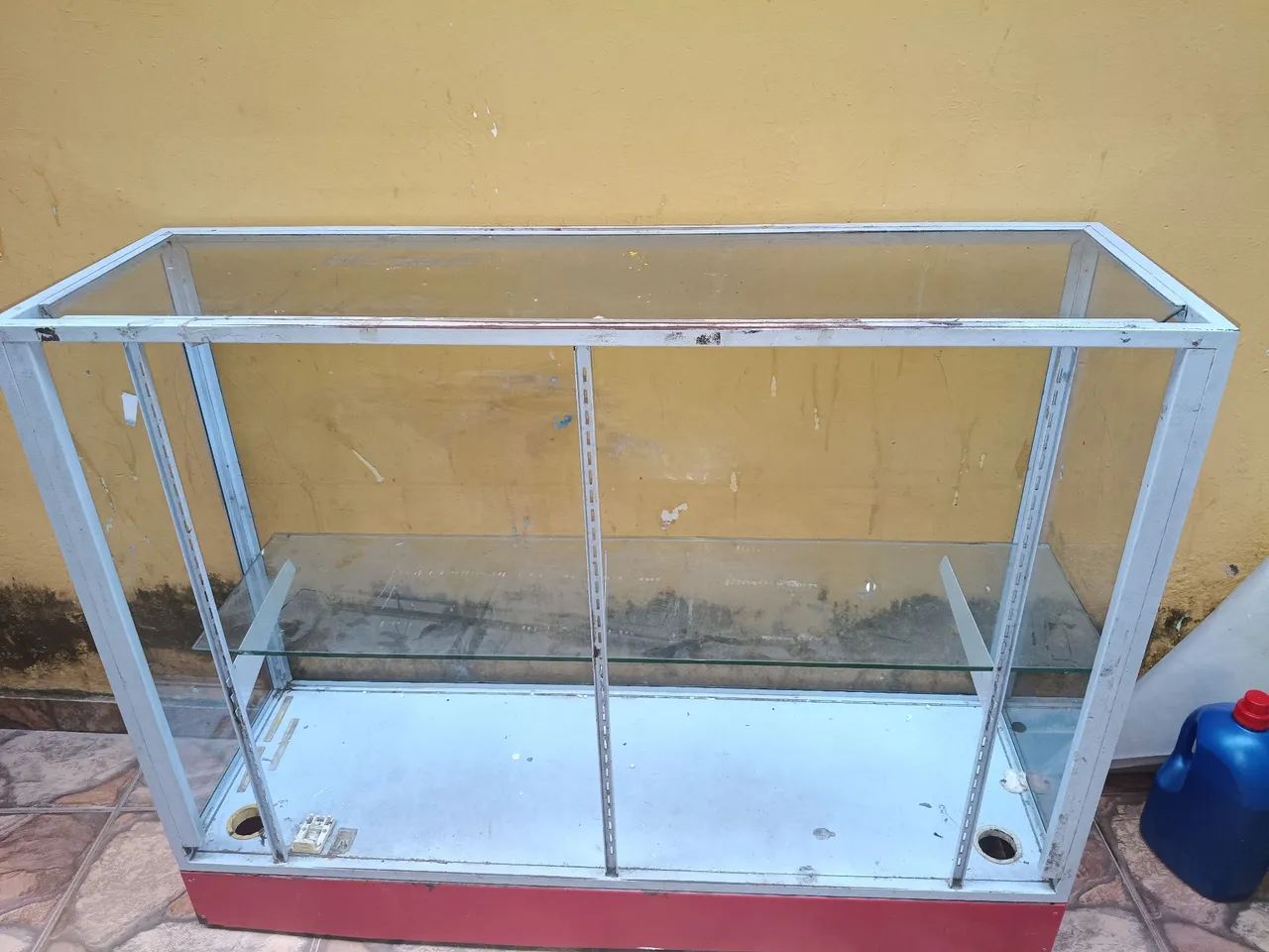 2 balcoes expositores com prateleiras de vidro BOM ESTADO  - Foto 4