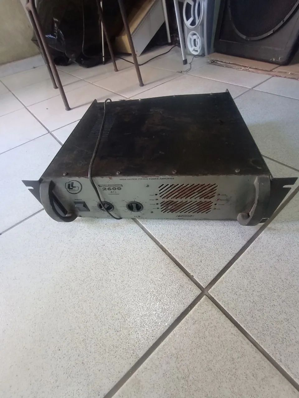 Vende excelente caixas de som,falante de,15 polegadas tuiter e potência com 4 quatro p cai - Foto 3