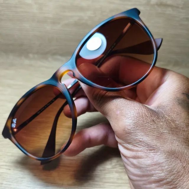 Óculos de Sol Ray Ban Erika Marrom Tartaruga