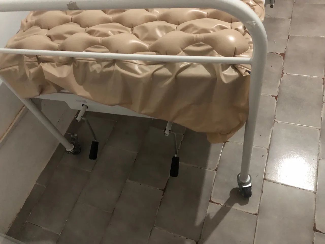 CAMA HOSPITALAR - Perfeito estado! - Foto 4