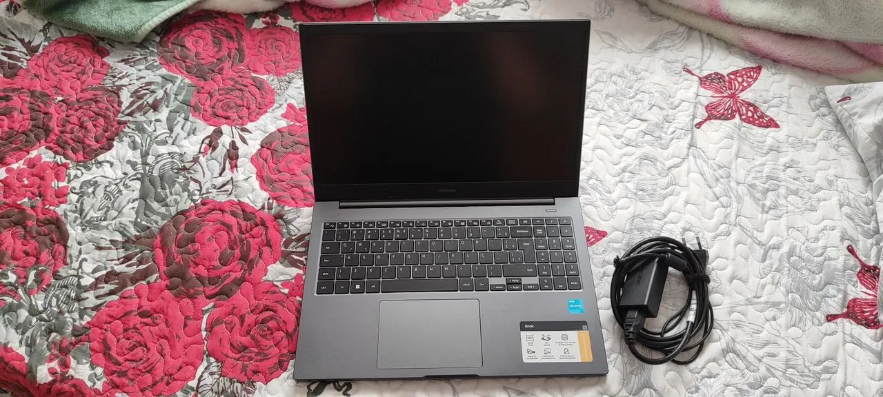 VENDO NOTEBOOK SAMSUNG USADO 