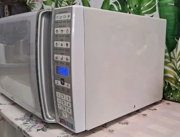 Vendo microondas Electrolux 34L - Foto 4