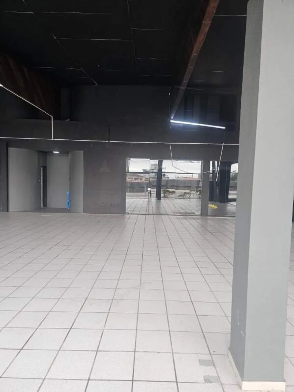 LOJA Premium com 750 m² na Av. Ivo Silveira - Foto 2
