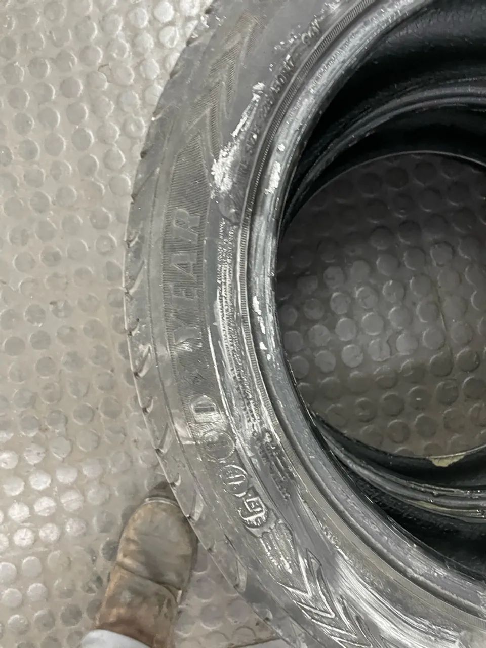 Pneus 225/50/17 - Foto 3