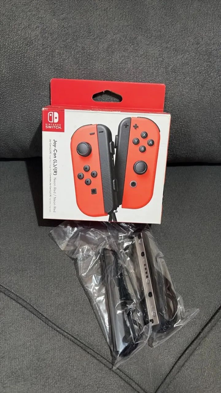 Joy Con Vermelho Switch + Base Carregadora Original - Foto 2