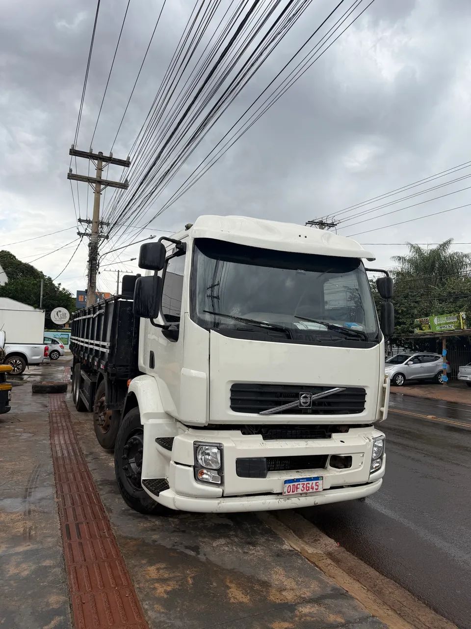 Volvo VM 260 Bitruck 8x2 Ano 2011 - Foto 4