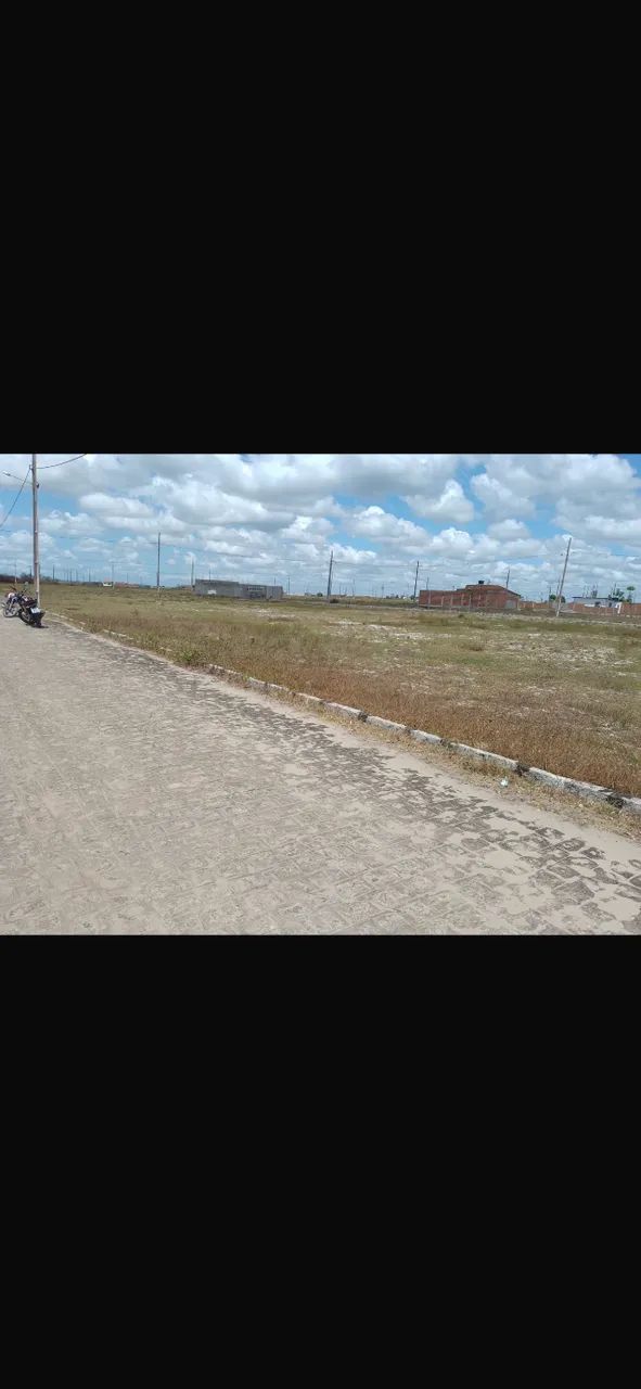  Repasse 3 terrenos cada um mede 8x20
