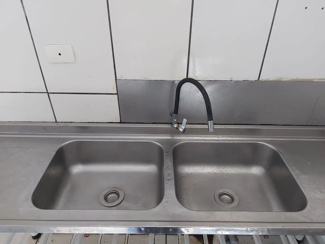 Pia inox industrial 2 cubas - Foto 2