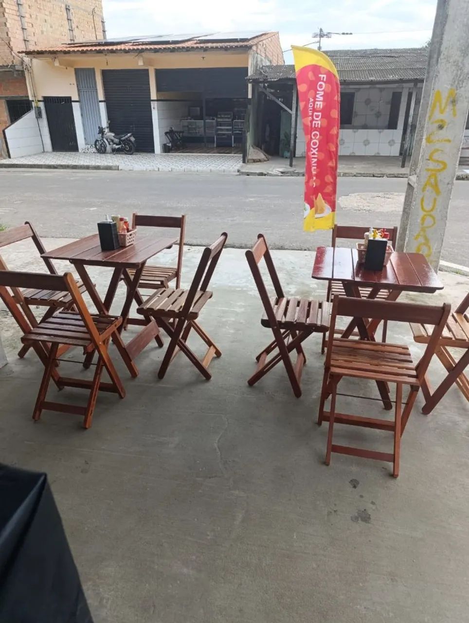 Vendo frizer e 2 jogos de mesa  - Foto 3