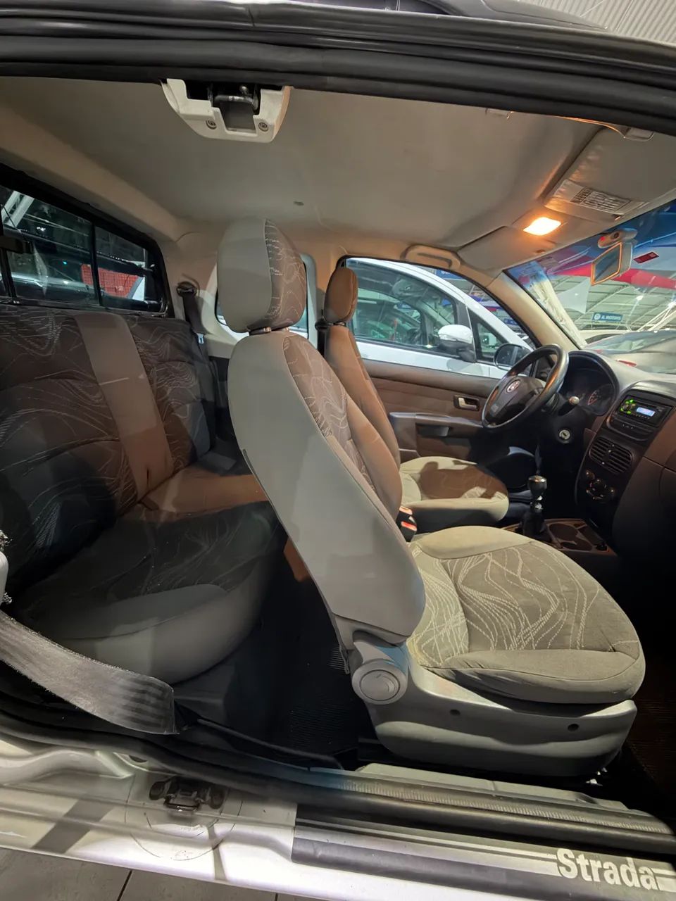 Fiat Strada Working 1.4 MPI Fire Flex 8V CD 2015 - Foto 4