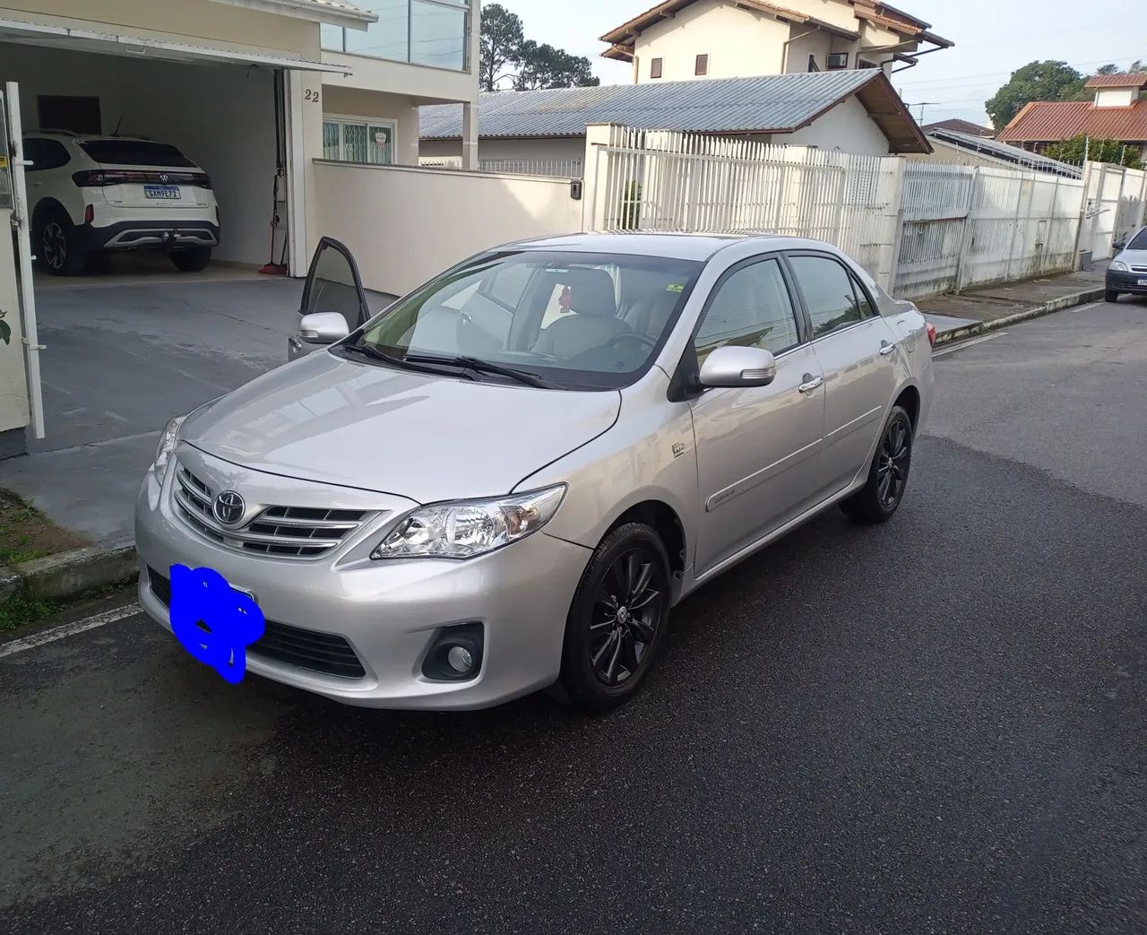 Toyota Corolla Altis 2.0 Flex 16V Aut. 2014