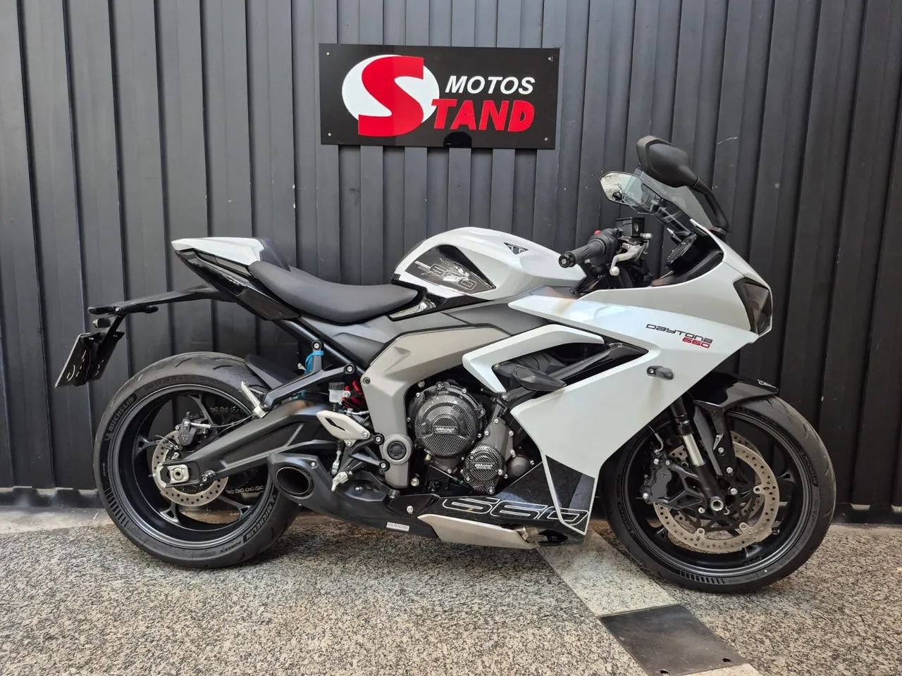 Daytona 660