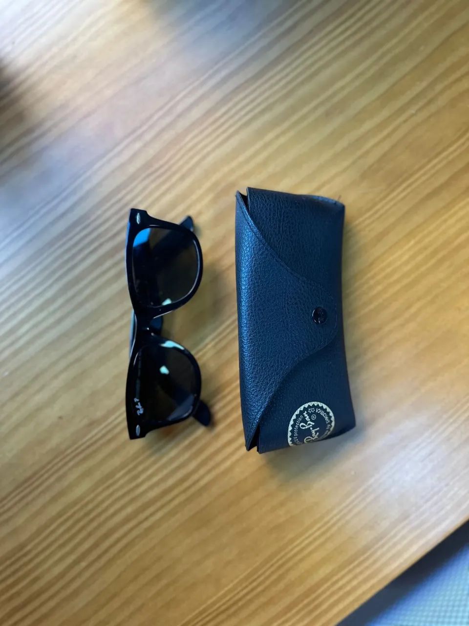 Óculos Ray-Ban clássico  - Foto 3