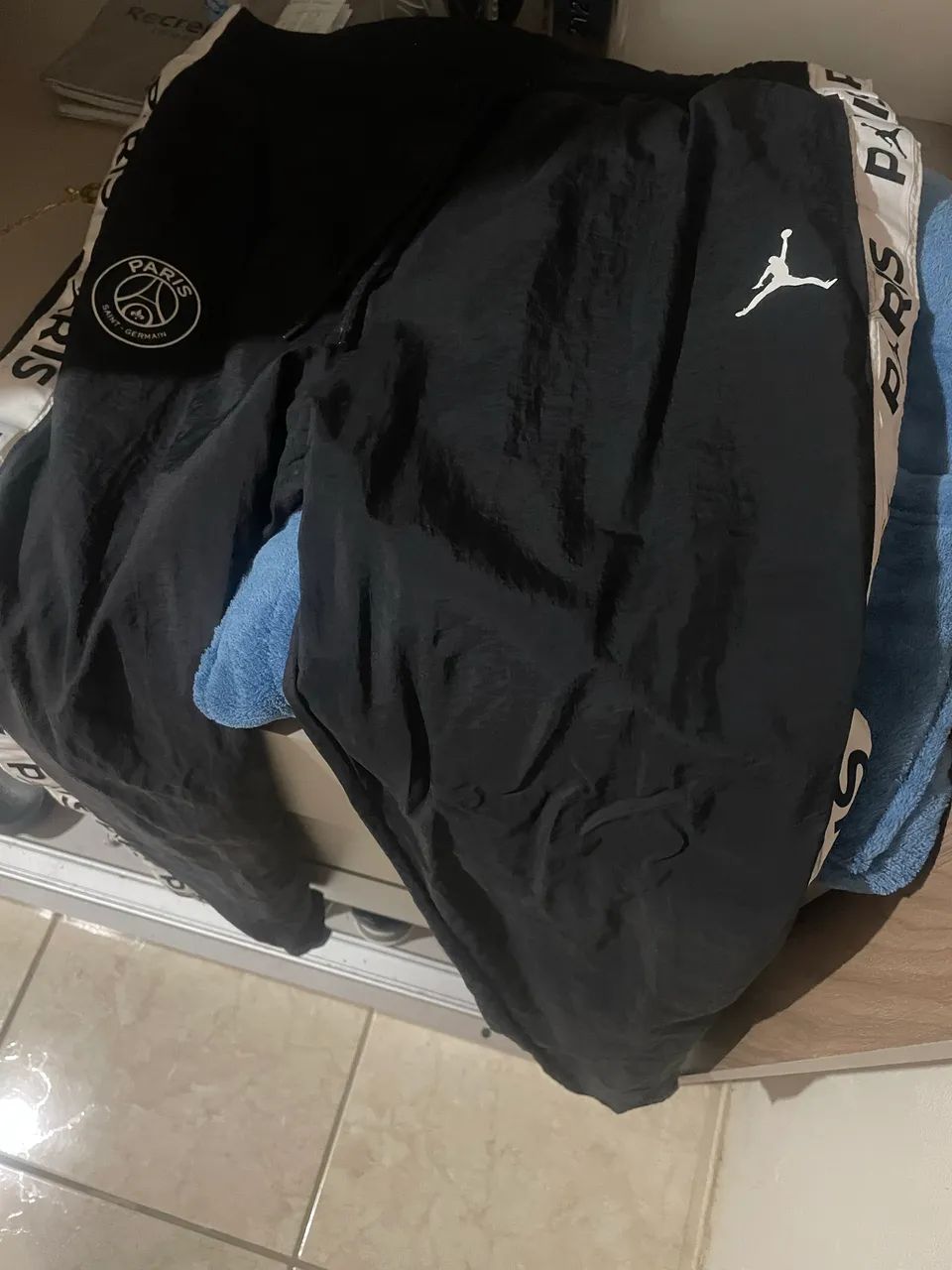 Vendo calca da jordan original tam m - Foto 4