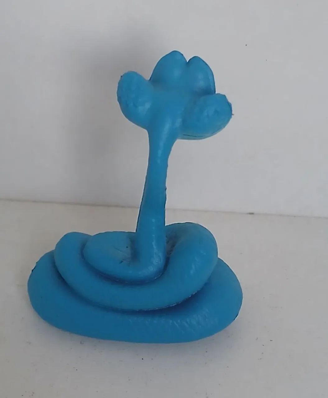 BONECO MINIATURA ZOOTOPIA 2 GARY ORIGINAL DISNEY - Foto 2