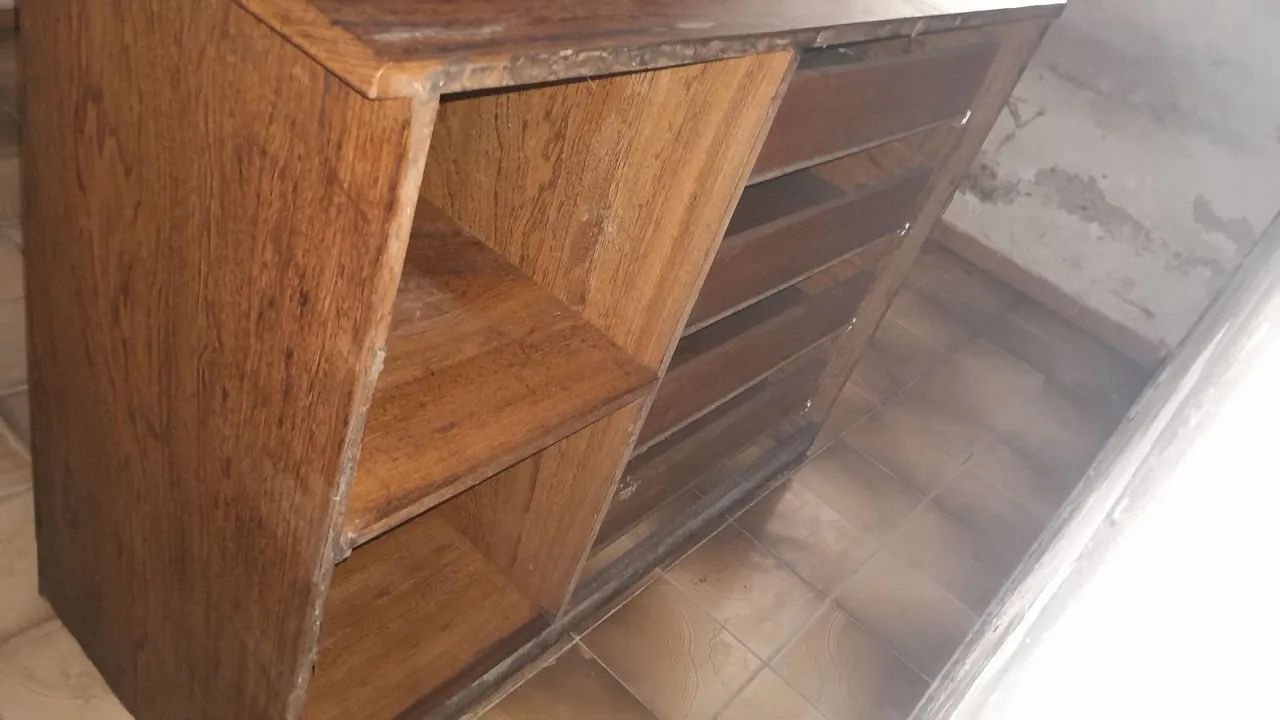 Cômoda de madeira  - Foto 2