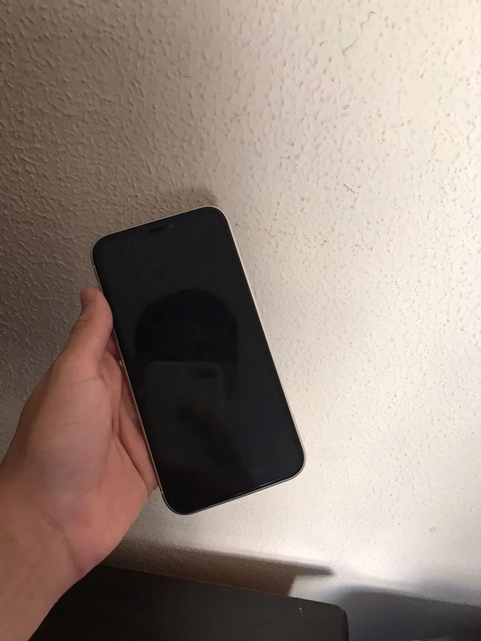 iPhone 11 apenas com a traseira quebrada  - Foto 3