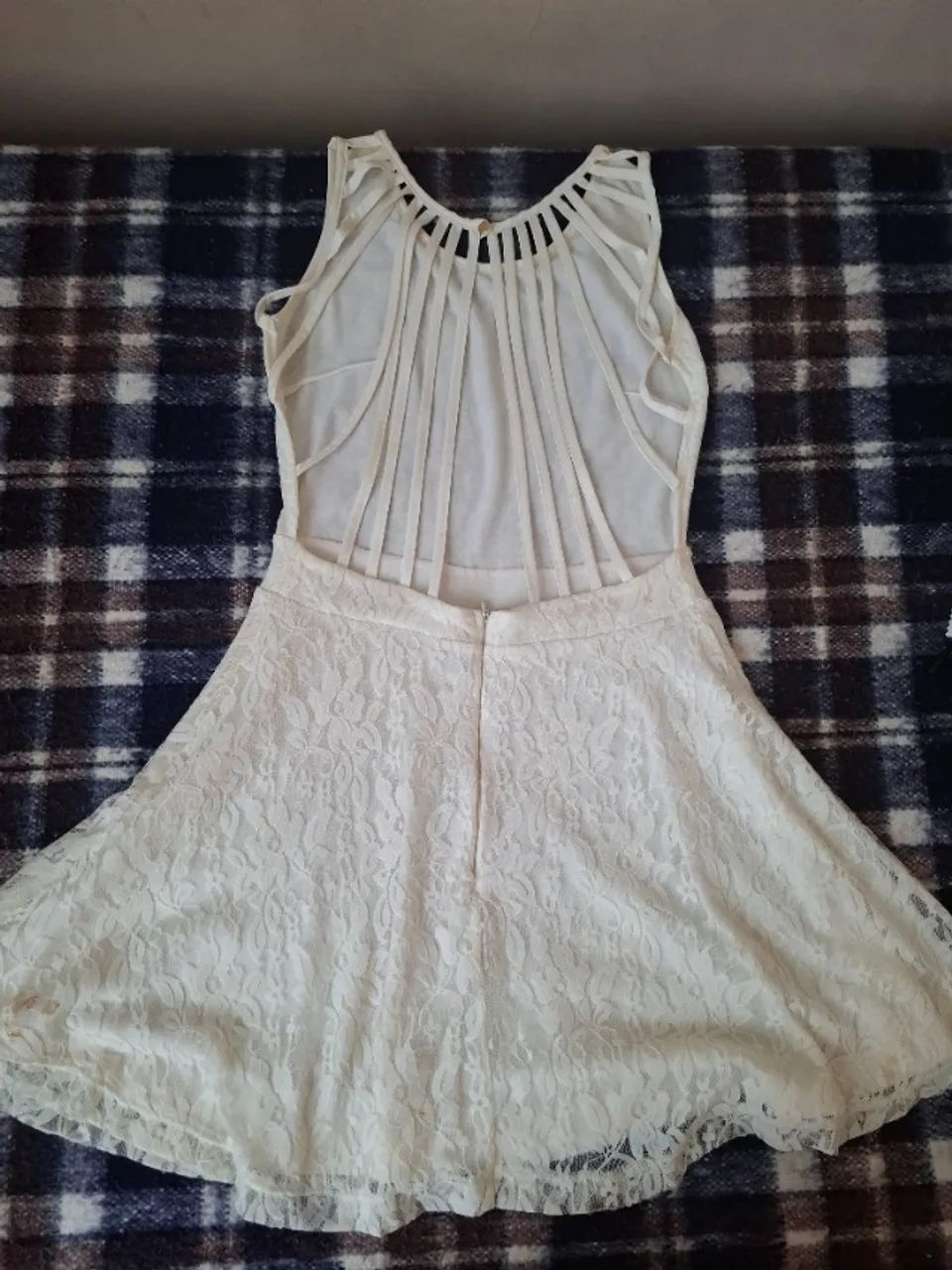 Vestido Bege  - Foto 2