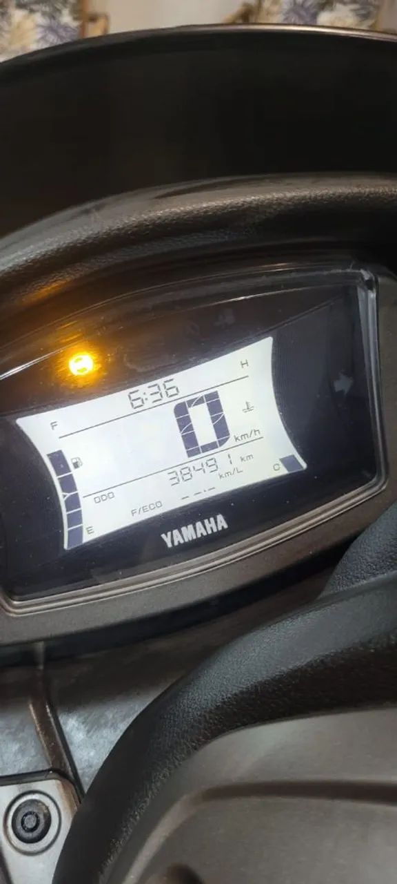 Vendo ou troco nmax 160 - Foto 5