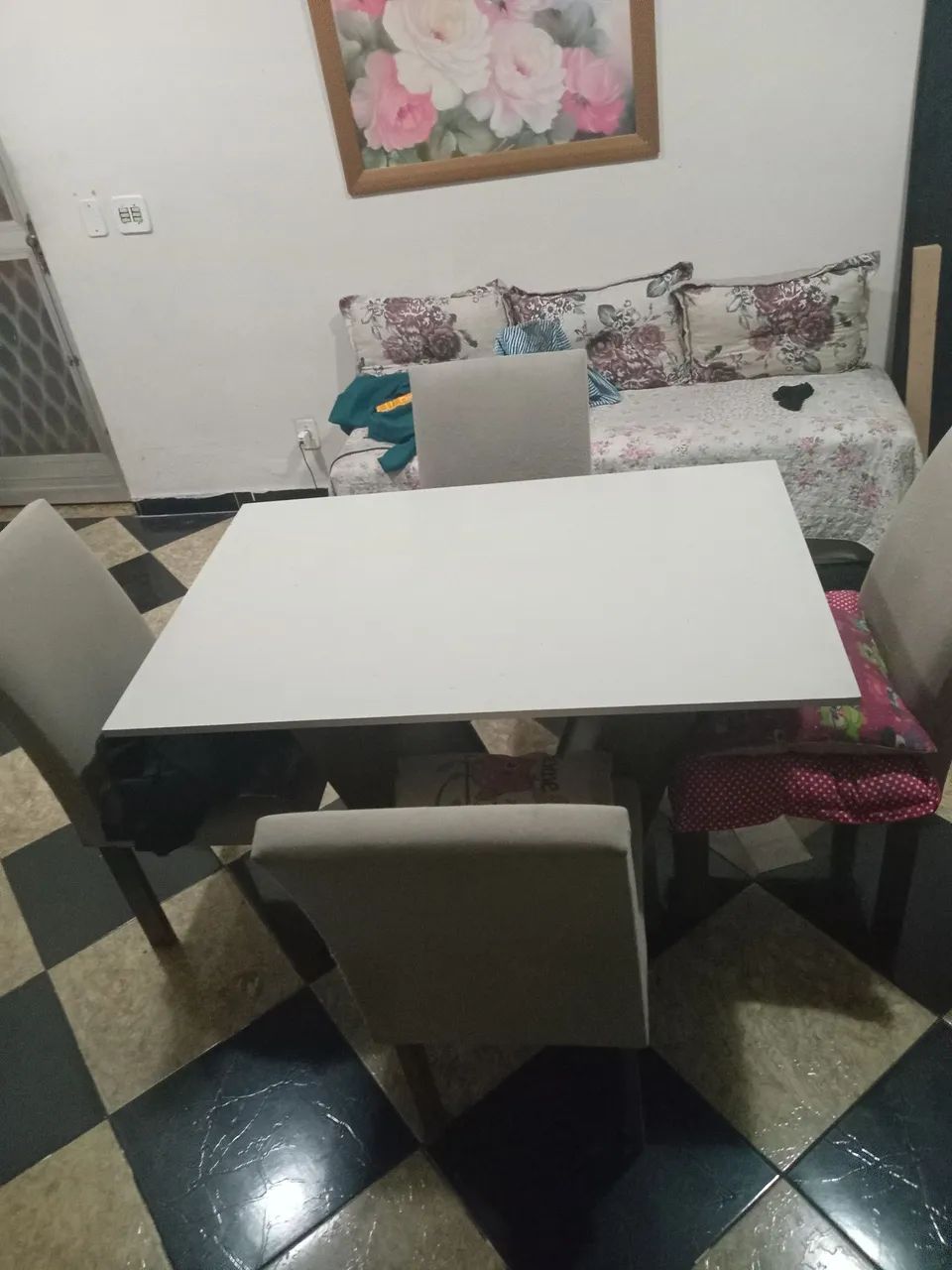 Mesa 4 cadeiras  - Foto 2