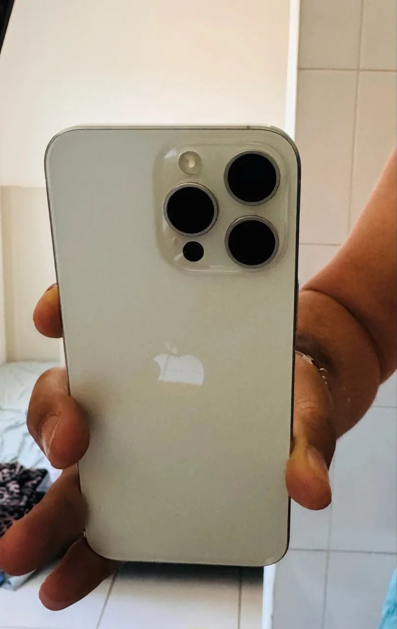 iPhone 15 Pro Max 256 Gb Branco  - Foto 3