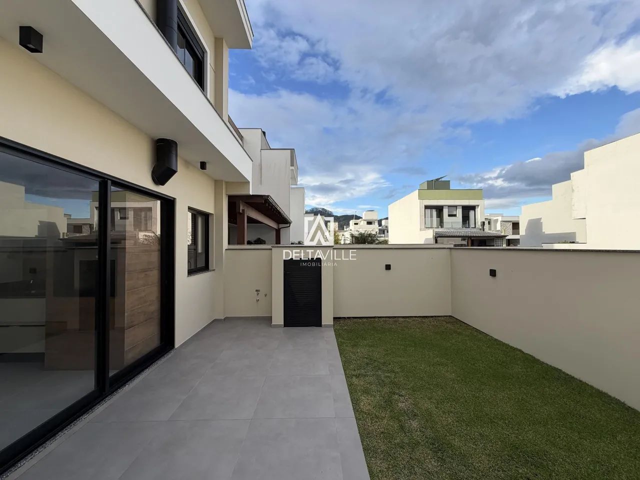 Casa de esquina no Deltaville com 3 Quartos 1 Suíte e 2 Vagas - Foto 3