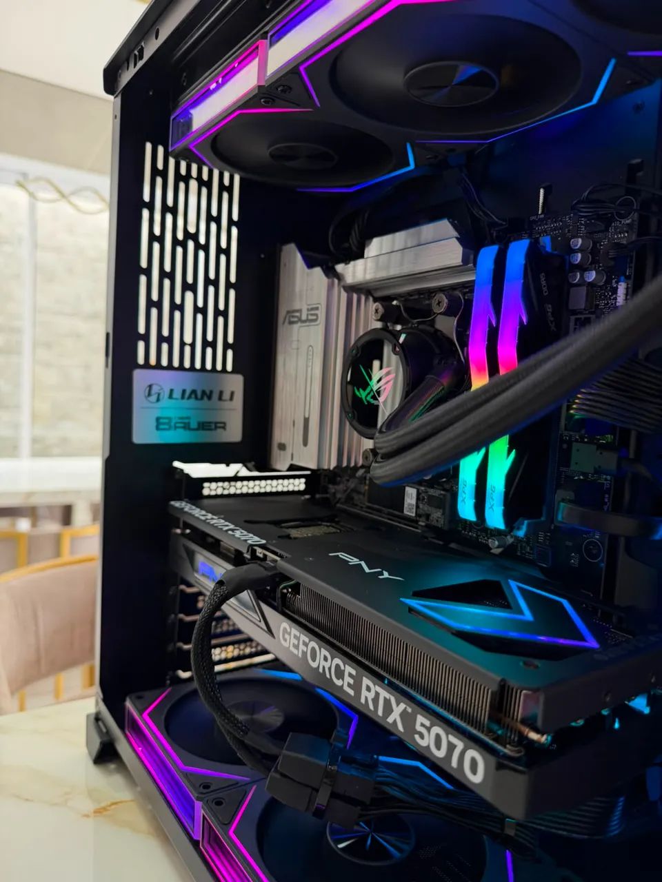 PC GAMER HIGH-END: Ryzen 7 7800X3D + RTX 5070 + Liquid ROG 360mm (Lian Li O11) + SSD 2TB - Foto 5