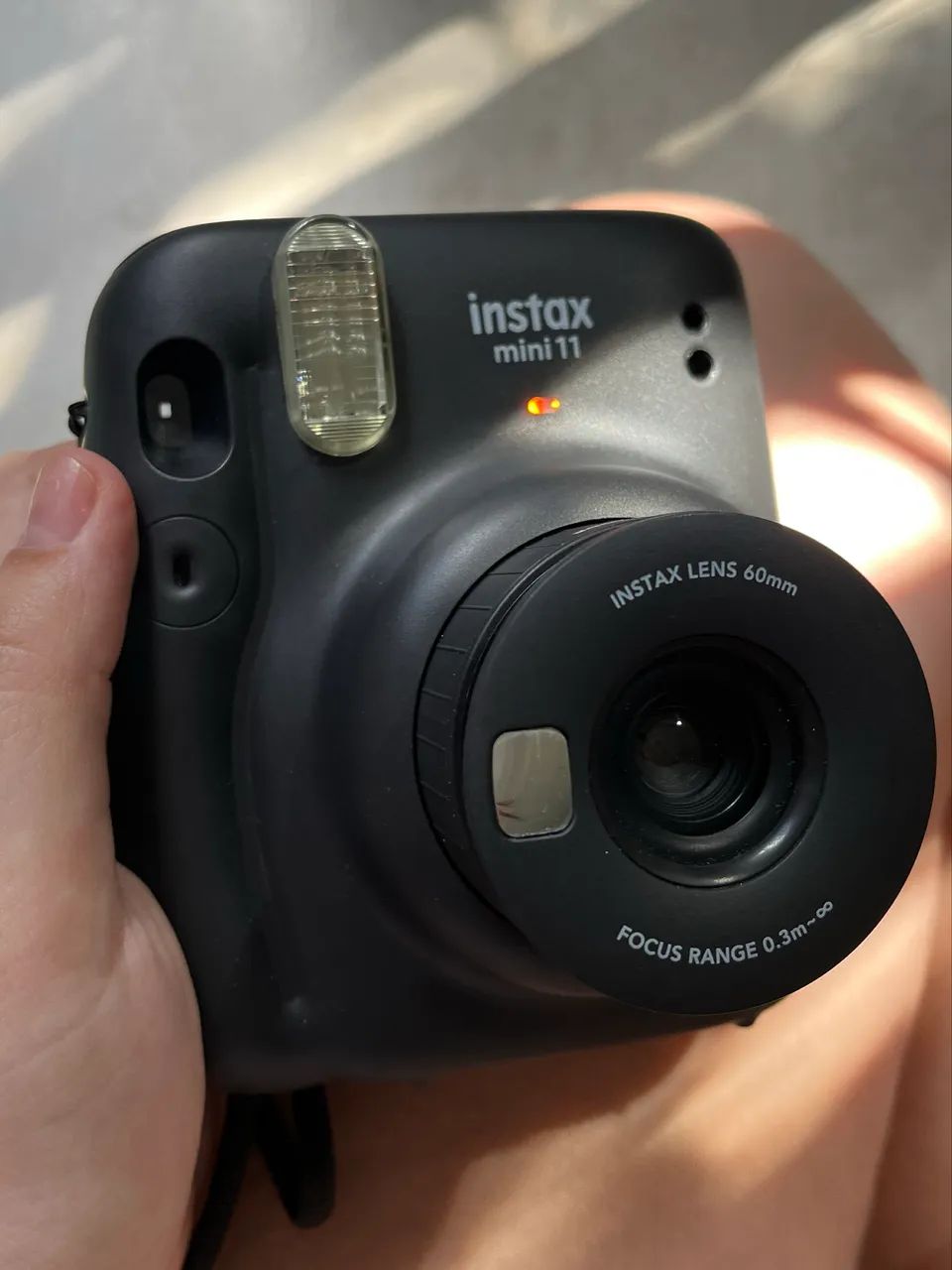 Câmera instax 11 preta - Foto 2