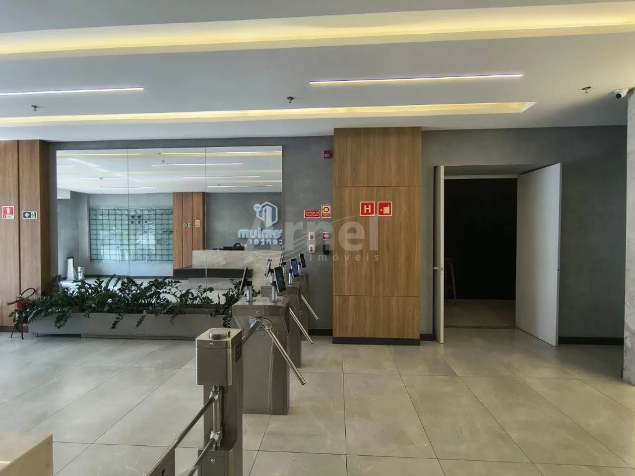 Sala Comercial no Centro - Excelente Localização - Foto 5