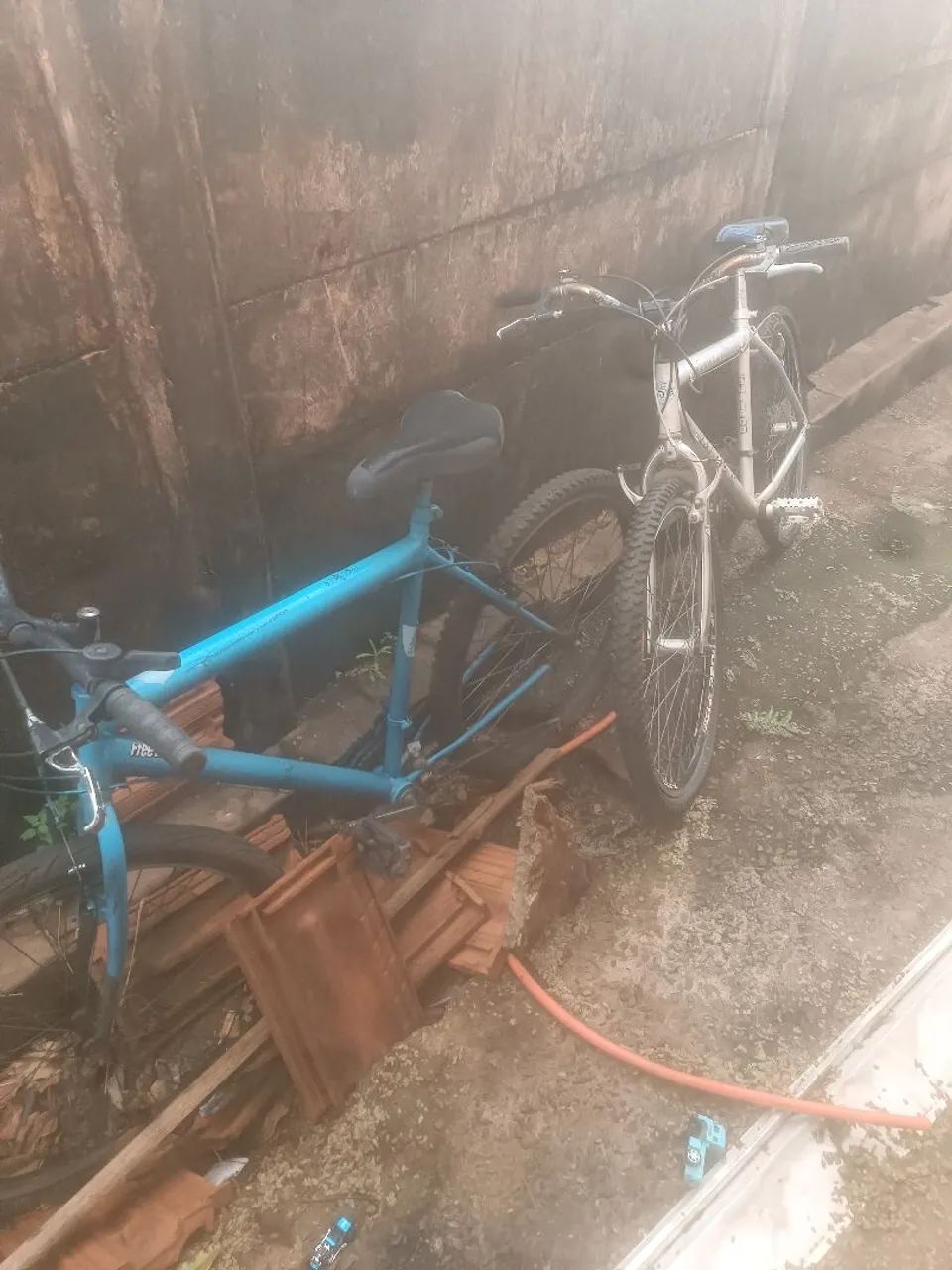 Vendo bicicletas usadas em bom estado valor a combinar  - Foto 3