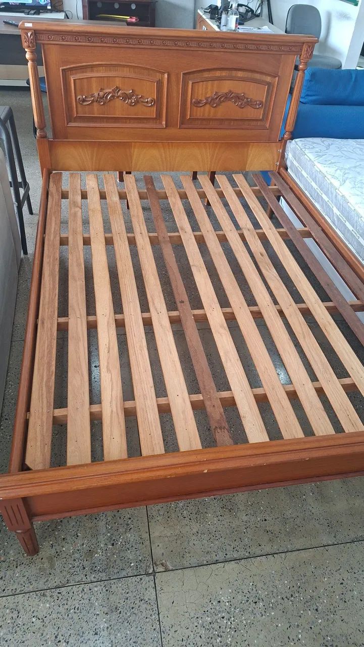 Cama de madeira casal  - Foto 4