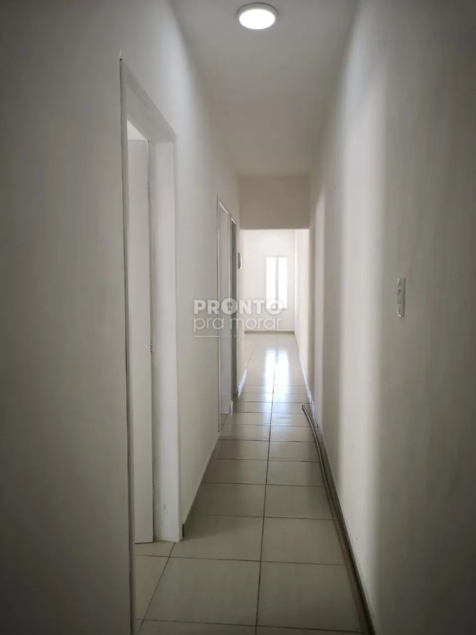 Casa de Condomínio com 2 quartos em Ponta de Pedra