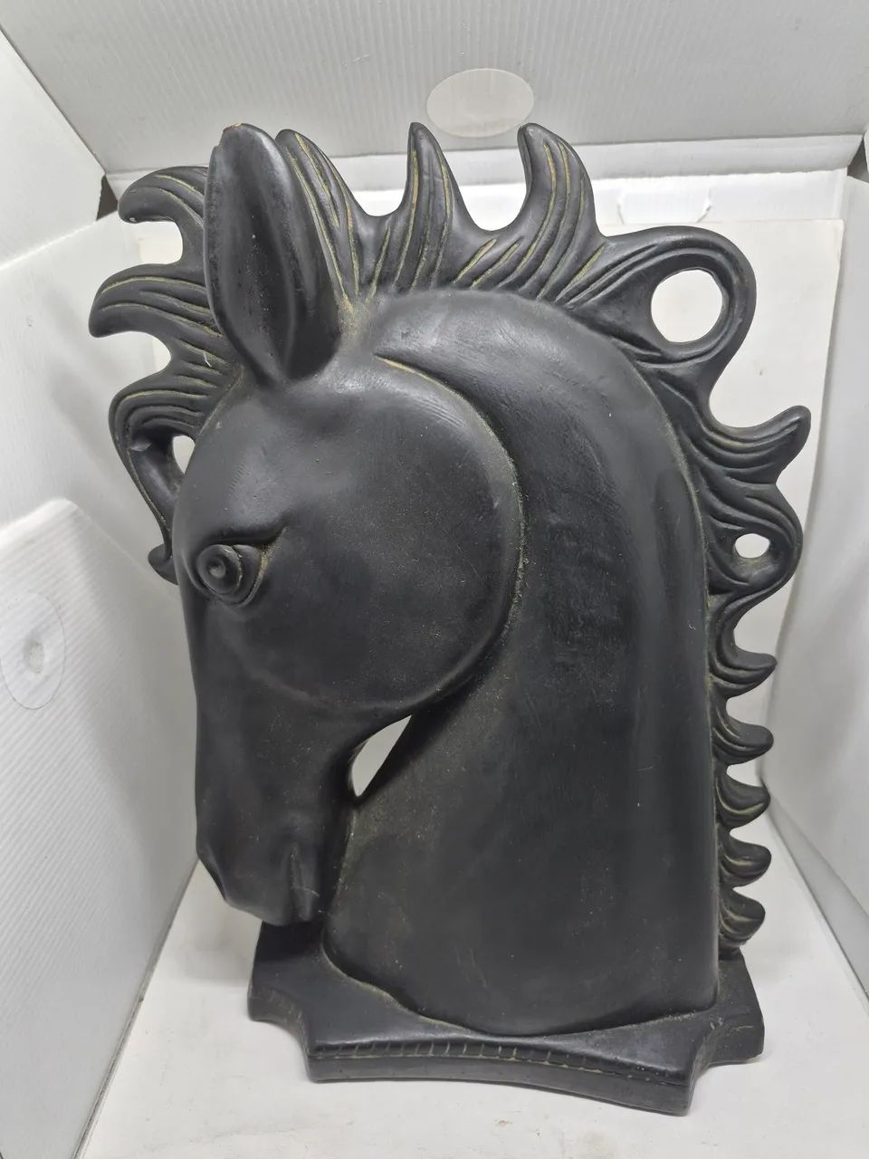 Escultura de cavalo.