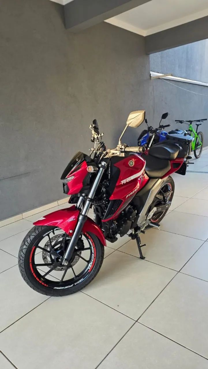 Fz 25 acima da média 