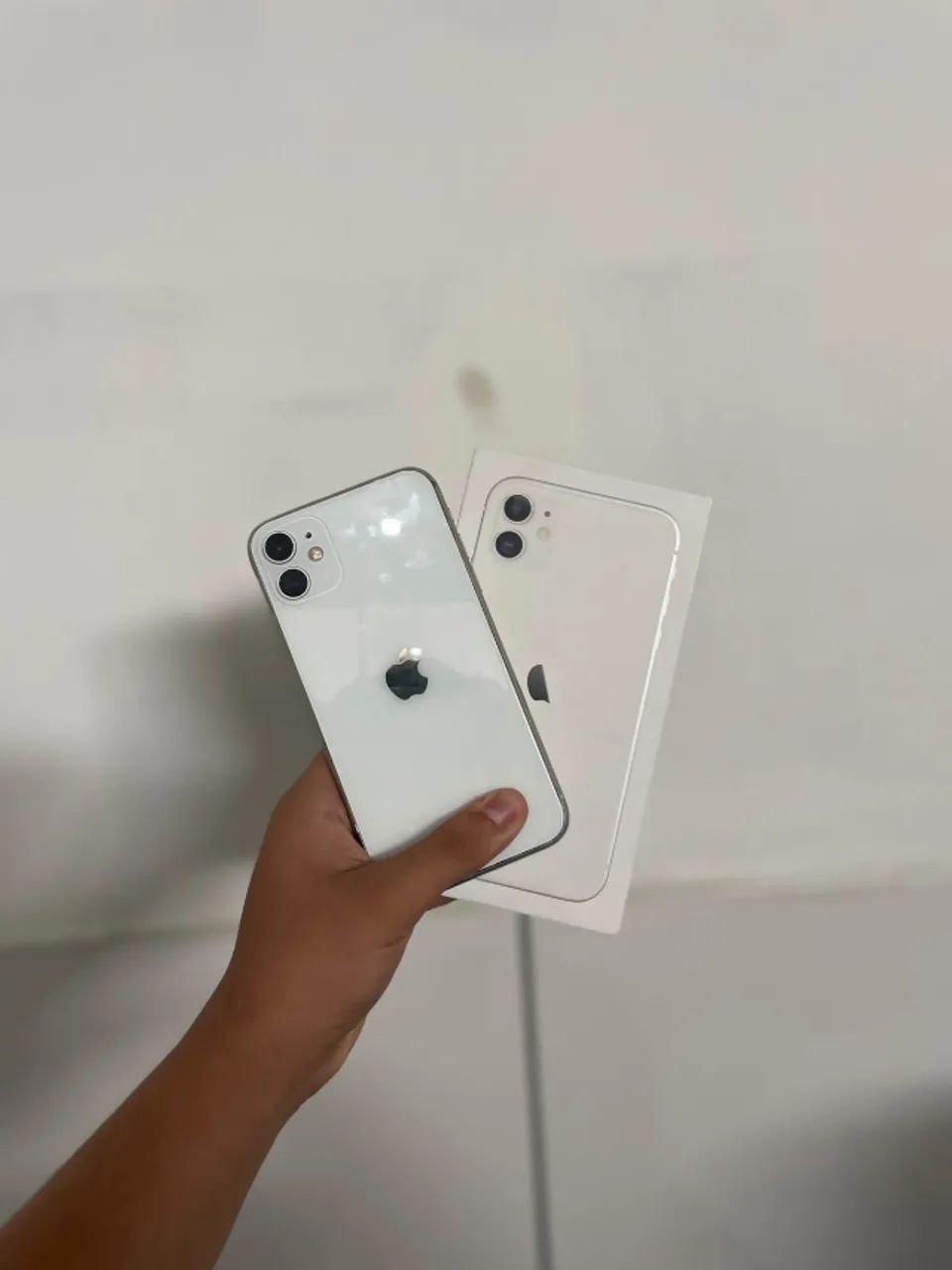 Iphone 11 White - 64GB - Foto 2