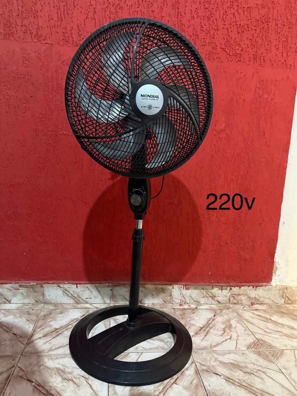 Ventilador de coluna 220v - Foto 4
