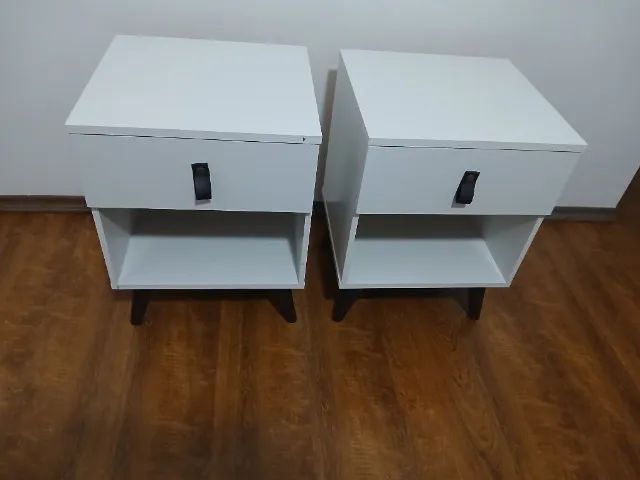 MESA DE CABECEIRA
