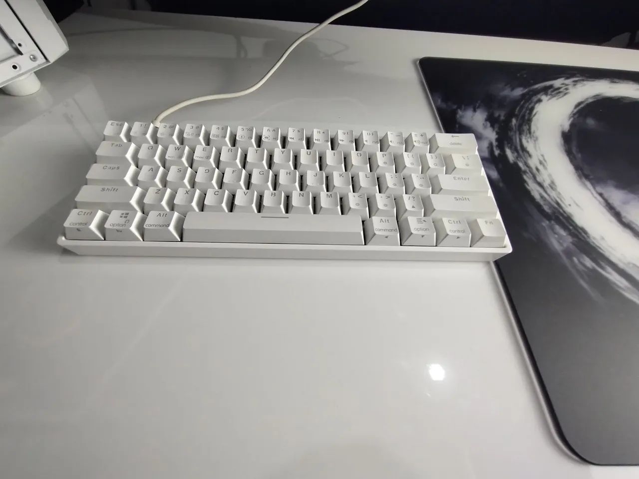 Gk61 switch gateron yellow - Foto 3