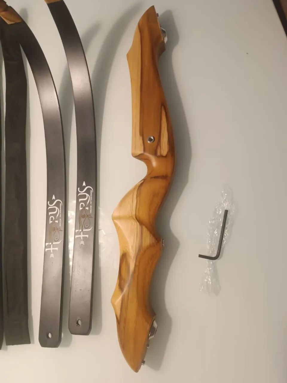 Arco Recurvo Horus 30 lbs lâminas 70 polegadas. - Foto 5