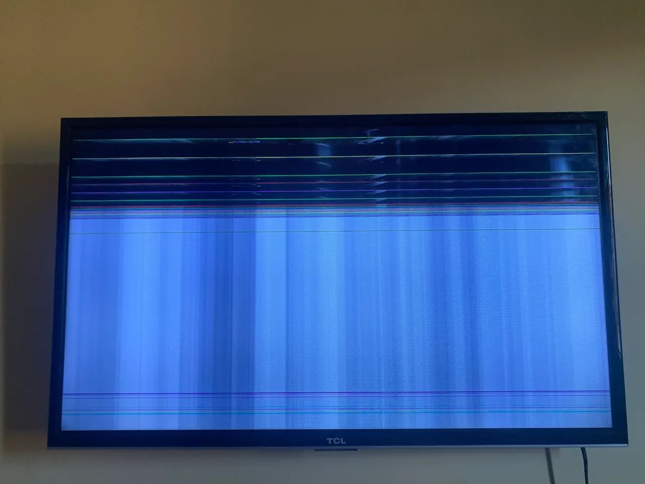 TV TCL Smart 32? com defeito - Para conserto/peças - Foto 2