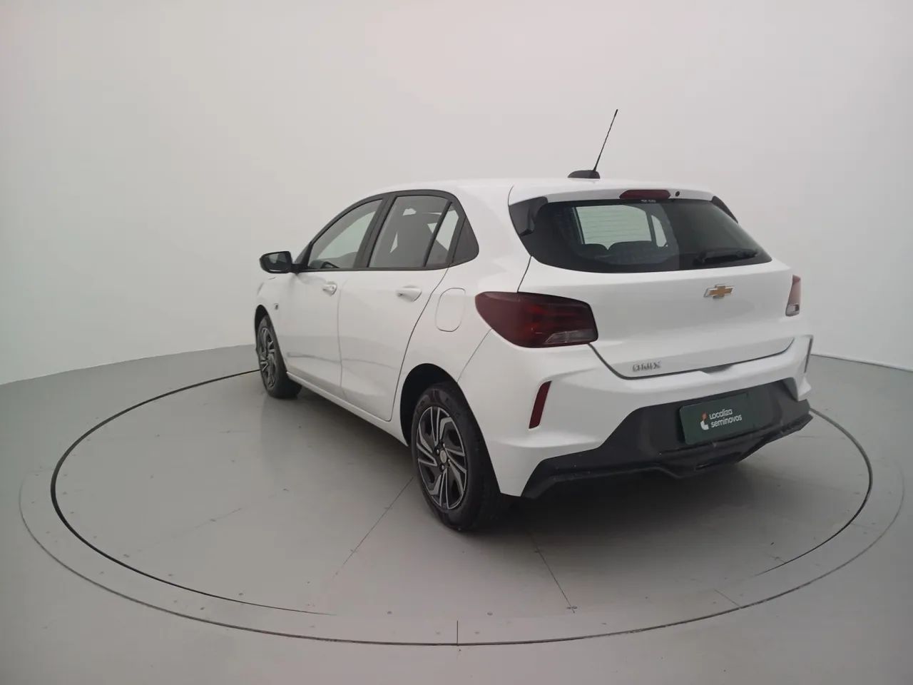 Chevrolet Onix Hatch 1.0 12V Flex Mec. 4P, foto 3 de 18