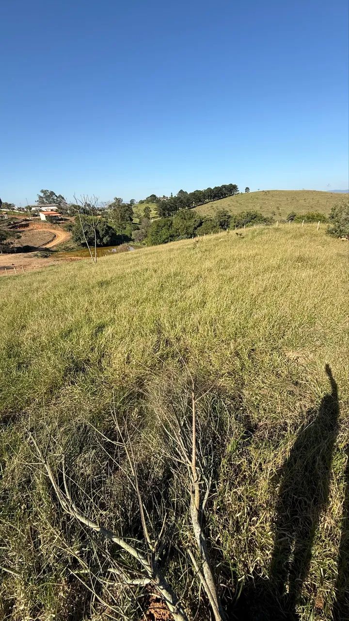 LINDA CHÁCARA 3000m² COM VISTA PRIVILEGIADA 
