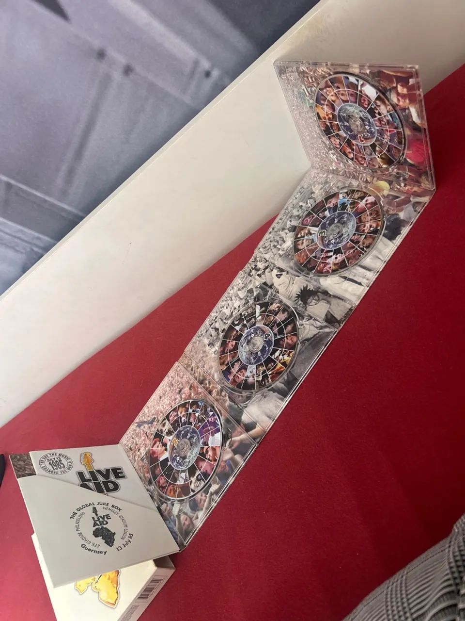 box de 4 DVDs do Live Aid  - Foto 3