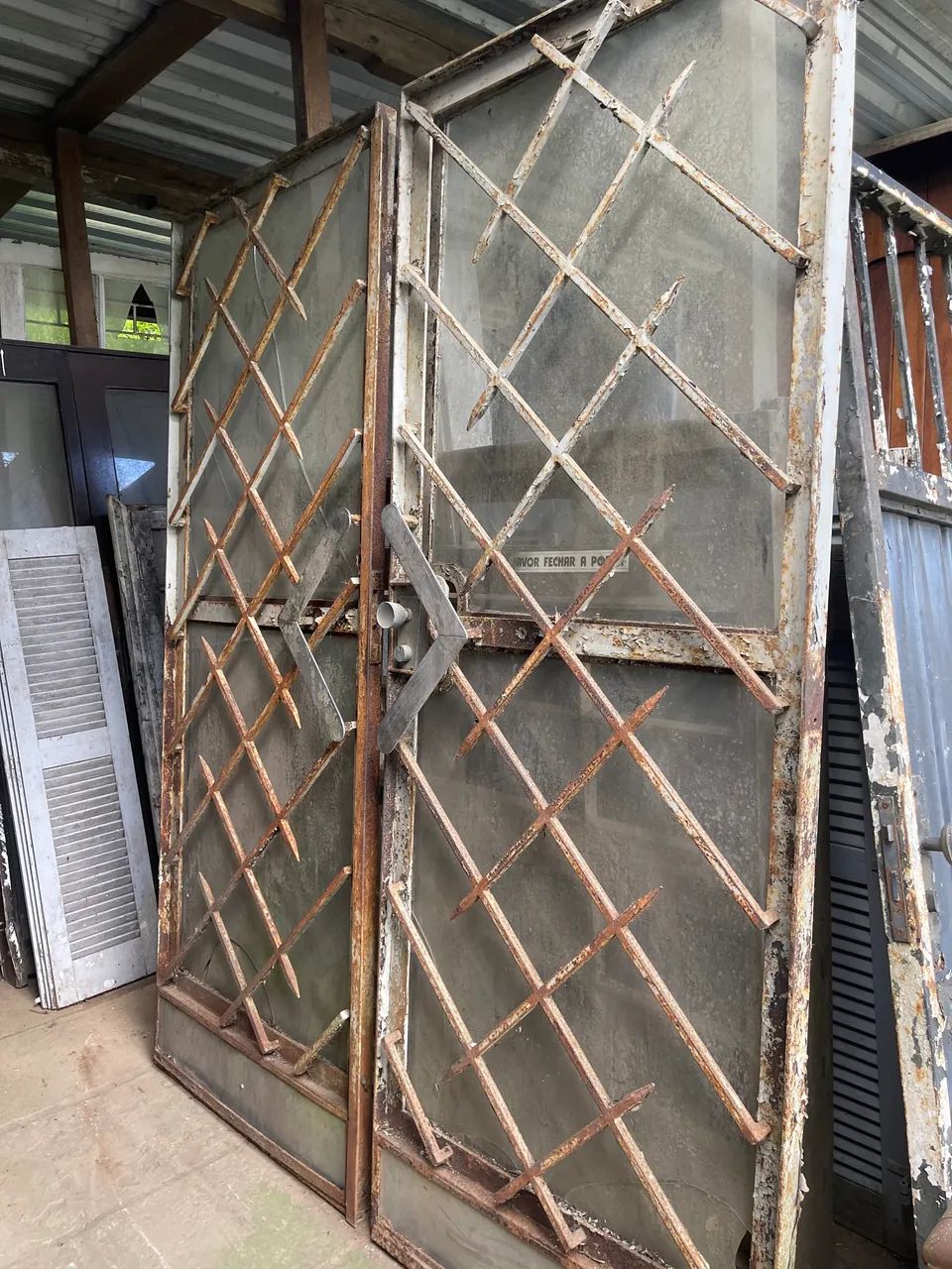 Porta antiga de ferro  - Foto 3